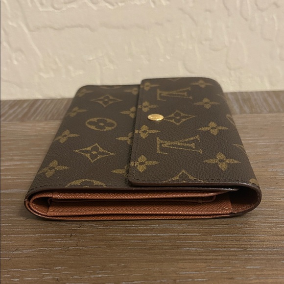 Louis Vuitton | **Vintage** | Monogram Canvas Porte Tresor Etui Papier Wallet - Picture 5 of 13